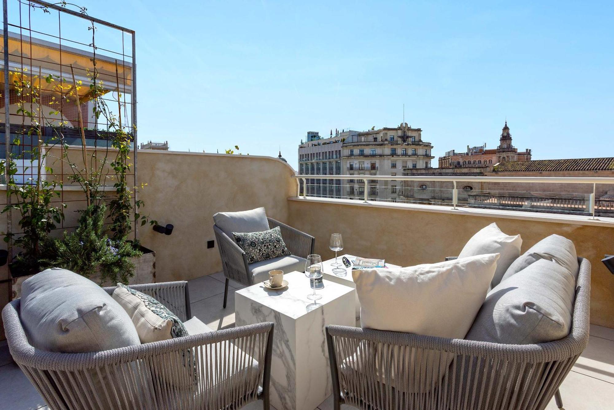 Genteel Home San Francisco Suites Sevilha Exterior foto