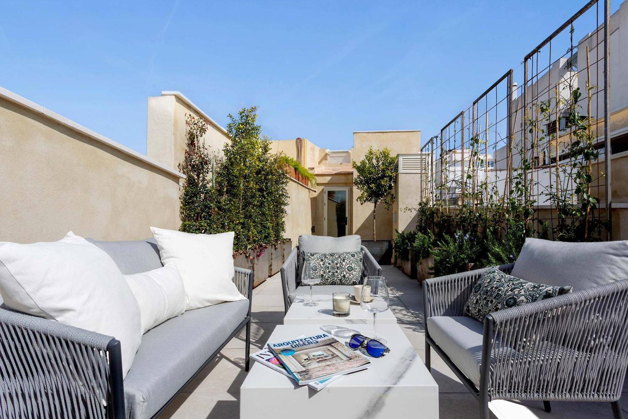 Genteel Home San Francisco Suites Sevilha Exterior foto