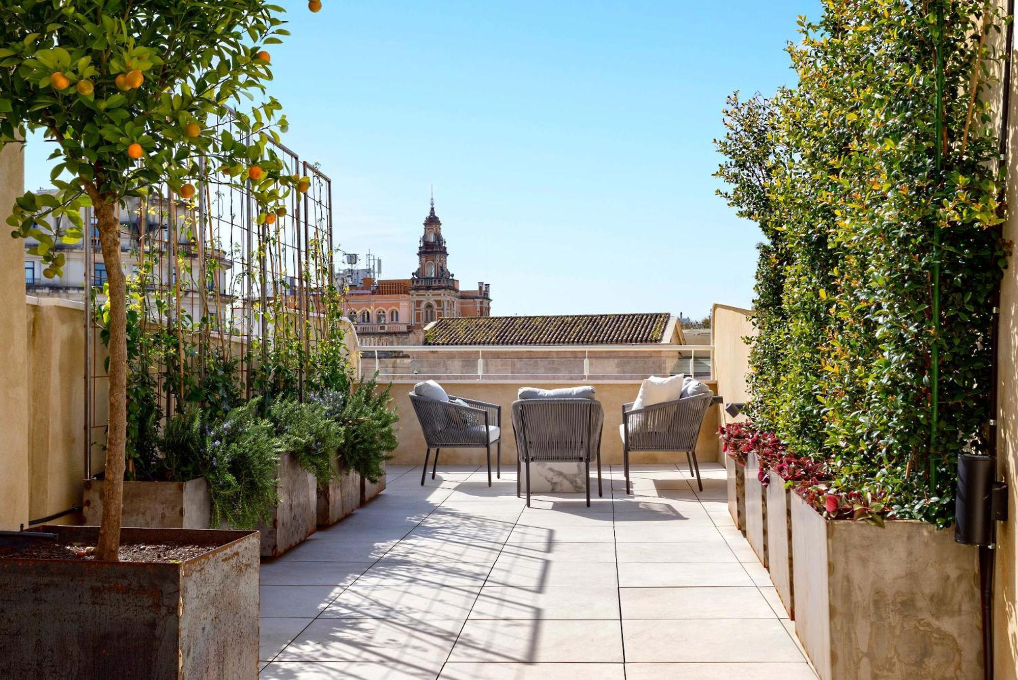 Genteel Home San Francisco Suites Sevilha Exterior foto